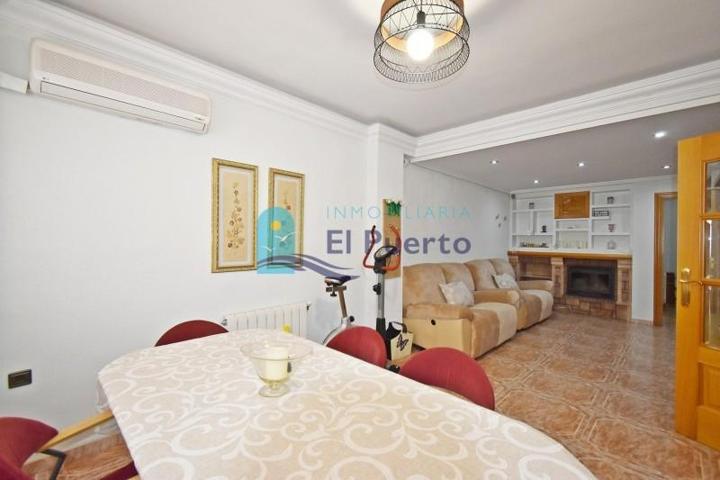 Bungalow en venta en Puerto de Mazarrón, Barrio San Isidro photo 0