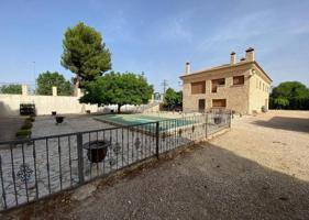 Chalet en venta en Villena photo 0