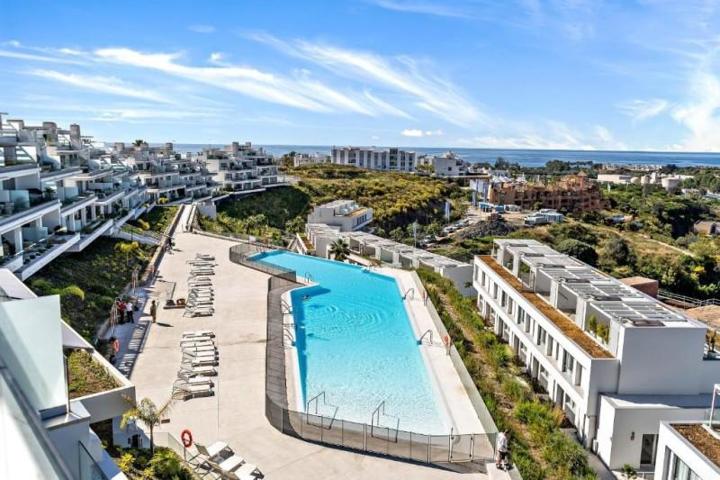 Aticos en venta en Estepona, Estepona East - Cancelada photo 0
