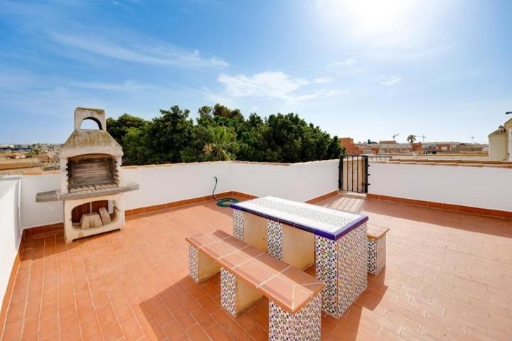 Bungalow en venta en Torrevieja photo 0
