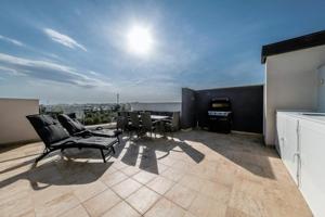 Apartamento en venta en Orihuela Costa photo 0