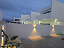 Chalet en venta en Denia, Casco Urbano photo 0