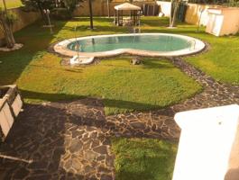 Chalet en venta en Chipiona, El Pinar de la Villa photo 0