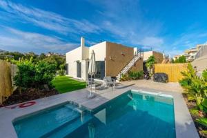 Chalet en venta en Orihuela, Orihuela Costa photo 0