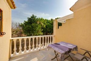 Apartamento en venta en Torrevieja photo 0