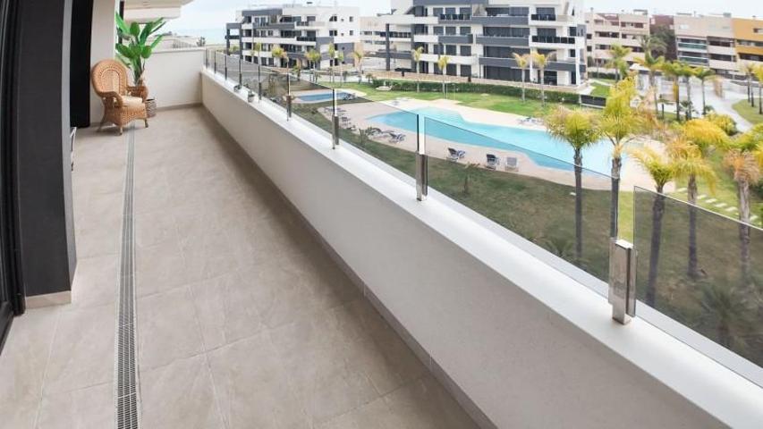 Apartamento en venta en Orihuela Costa photo 0