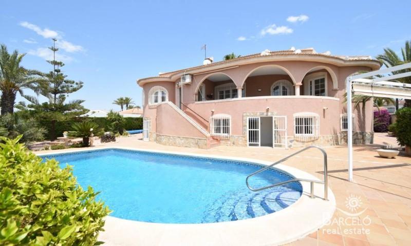 Chalet en venta en Ciudad quesada, Centro photo 0