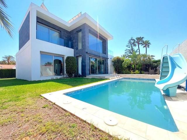 Chalet en venta en Torrevieja photo 0