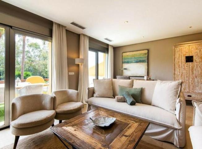 Casas de pueblo en venta en Marbella, Marbella Golden Mile - Nagüeles photo 0