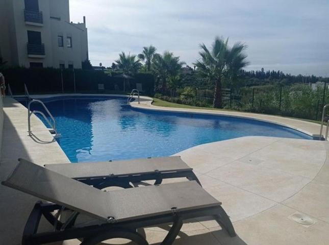 Piso en venta en Estepona, Costa del Sol Occidental - Área de Estepona photo 0