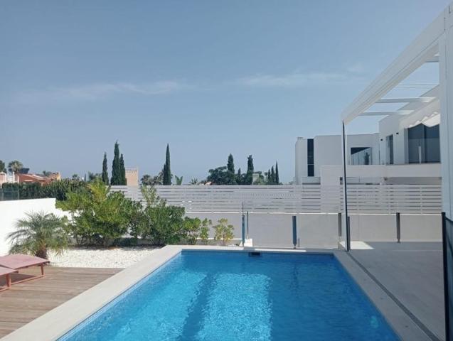Chalet en venta en Denia, Montgó photo 0