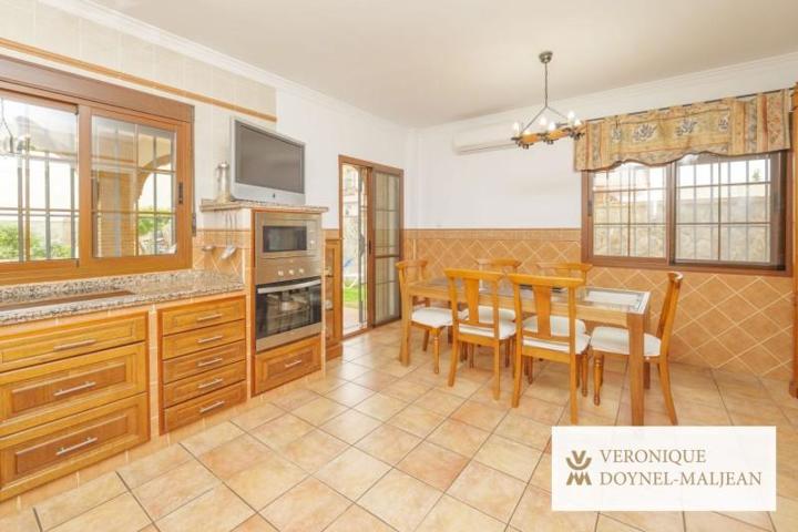 Chalet en venta en Málaga, Malaga photo 0