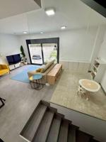 Chalet en venta en Madrid photo 0