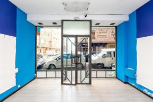 Local comercial en venta en Granada, Plaza de toros photo 0
