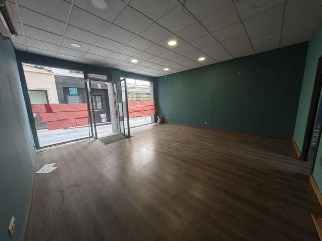 Local comercial en venta en Plasencia, Calle Trujillo, 10600 photo 0