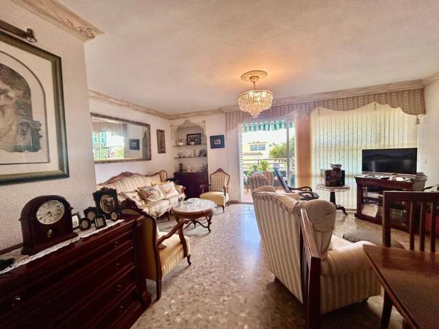 Piso en venta en Málaga, El Palo photo 0