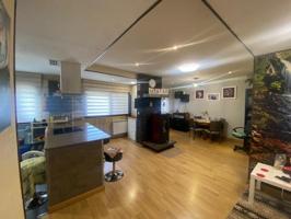 Piso en venta en Huesca, Huesca photo 0