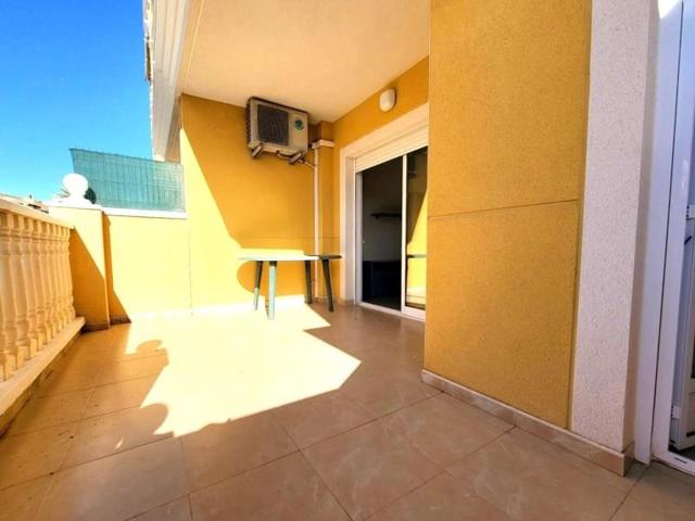 Apartamento en venta en Torrevieja photo 0