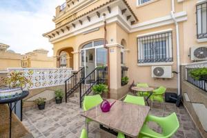 Casas de pueblo en venta en Orihuela Costa photo 0