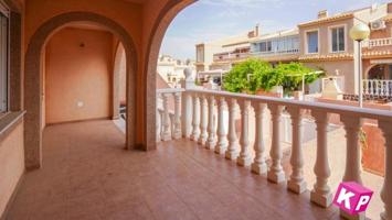 Bungalow en venta en Santa Pola, Calle Canarias, 03130 photo 0