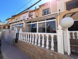 Casas de pueblo en venta en Torrevieja photo 0