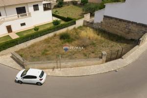 Terreno en venta en Lloseta photo 0