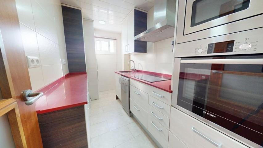 Apartamento en venta en Sabadell photo 0