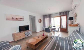 Apartamento en venta en Roses, Santa Margarida photo 0