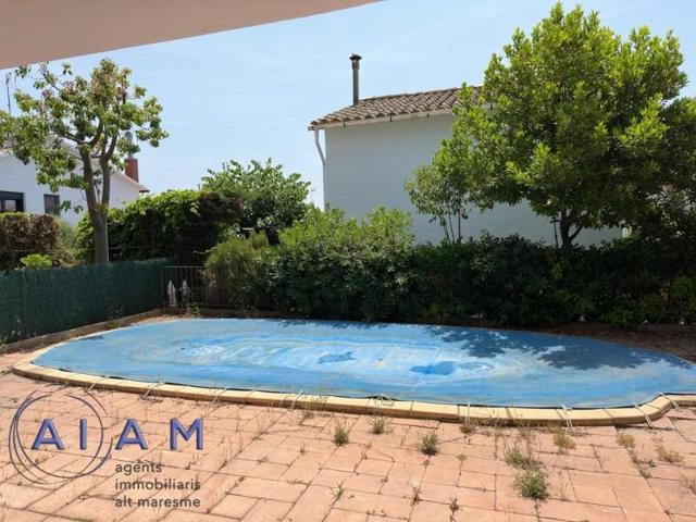 Casa en venta en Pineda de Mar, Pinemar photo 0