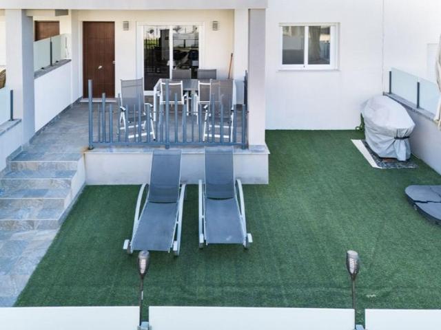Apartamento en venta en Torrevieja photo 0