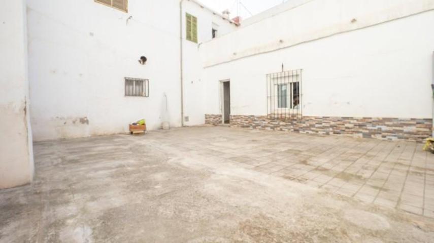 Casa con terreno en venta en Granada, La Chana photo 0
