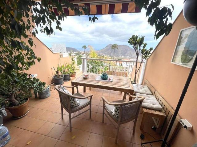 Piso en venta en Arona photo 0