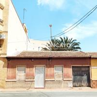 Casa en venta en Guardamar del Segura, CENTRO photo 0