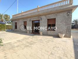 Chalet en venta en La Marina, El pinet photo 0