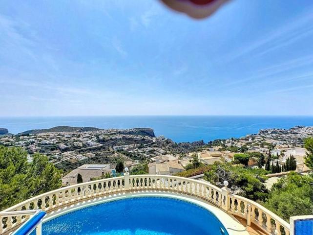 Chalet en venta en Benitachell, Dalias photo 0
