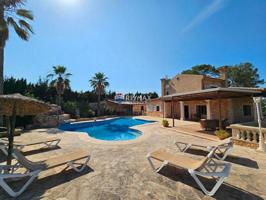 Chalet en venta en Lloret de Vistalegre photo 0