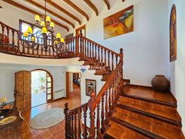 Chalet en venta en Lloret de Vistalegre photo 0