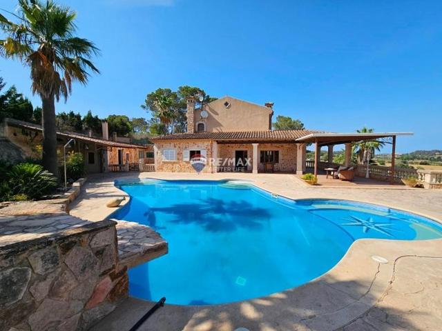 Chalet en venta en Lloret de Vistalegre photo 0