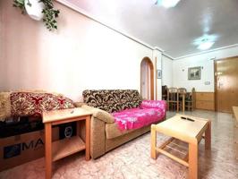 Apartamento en venta en Guardamar del Segura photo 0