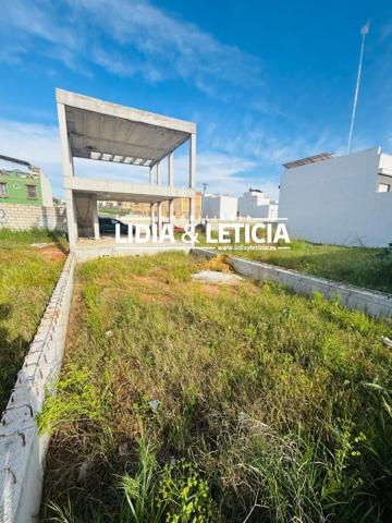 Terreno en venta en Alcalá de Guadaira, Santa Lucia photo 0