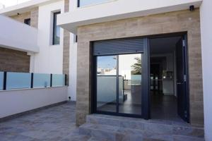 Adosada en venta en San Pedro del Pinatar, Los Peñascos-El Salero-Los Imbernones photo 0