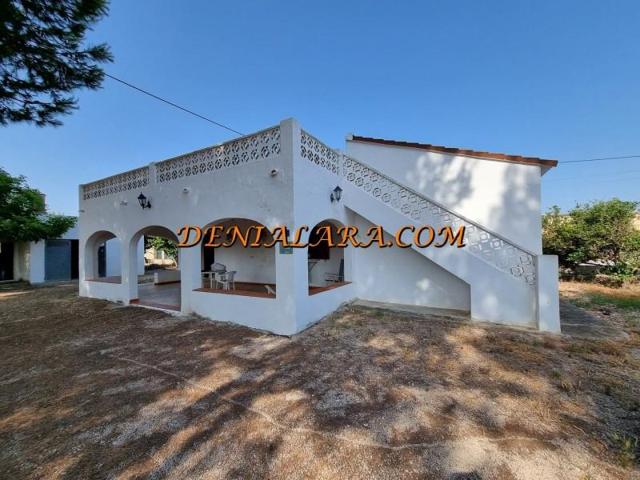 Chalet en venta en Els Poblets photo 0