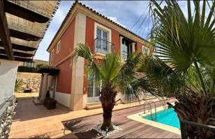 Chalet en venta en Finestrat photo 0
