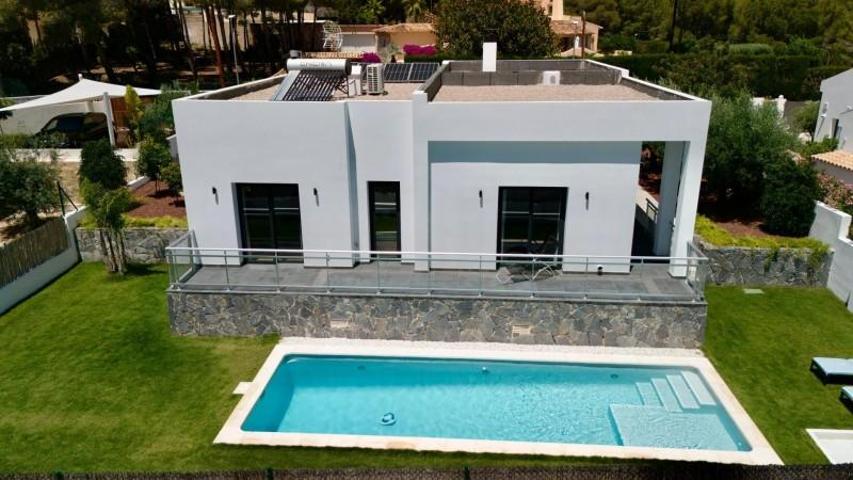 Chalet en venta en Altea, La Sierra photo 0