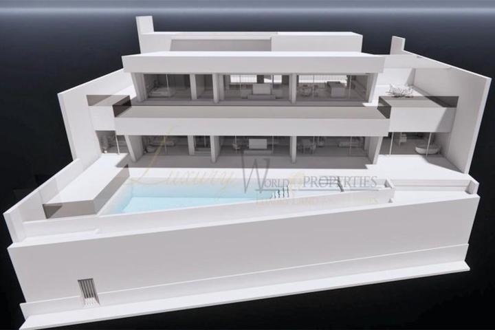 Chalet en venta en Adeje, Avenida Francia, 38660 photo 0