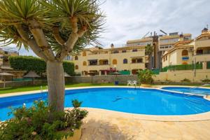 Bungalow en venta en Torrevieja photo 0
