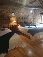 Casa con terreno en venta en Astorga, Castrillo de los Polvazares photo 0