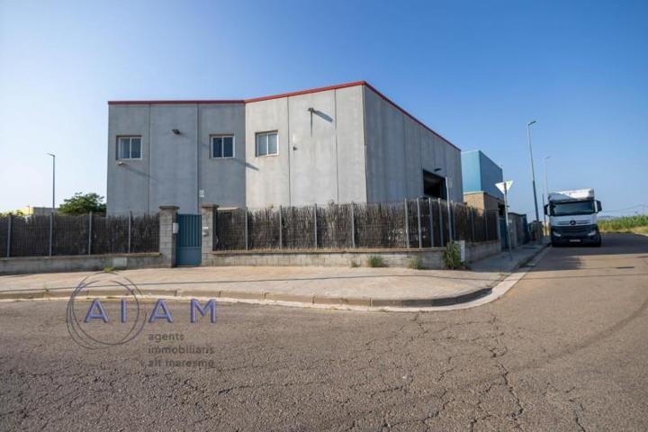 Nave industrial en venta en Palafolls, Rodalies blanes photo 0
