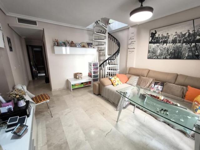 Piso en venta en Córdoba, Casco Antiguo photo 0