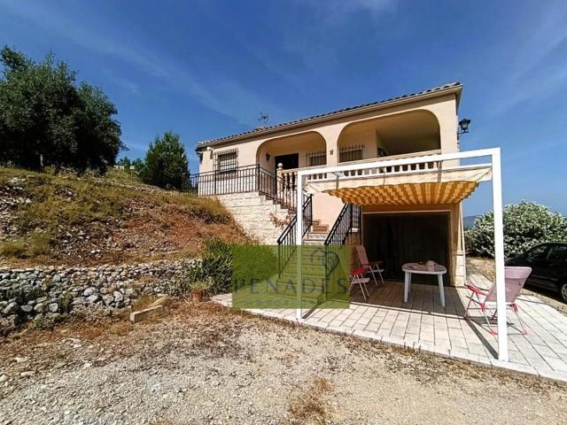 Chalet en venta en Ontinyent, Cami Vell De Agullent photo 0